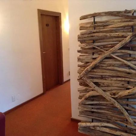 Hotel Daniela 3*