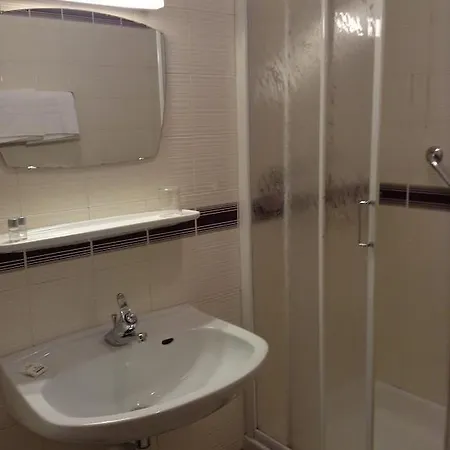 Hotel Daniela 3*